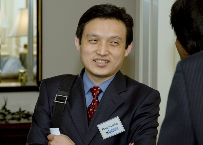 ChineseAmbassador-050908-04