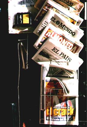 periodicos.jpg - 26920 Bytes