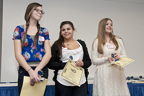 stock-market-game-winners-share-strategies-during-reception-at-ud