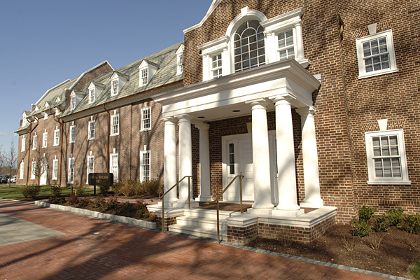 Jastak-Burgess Hall honors UD benefactors