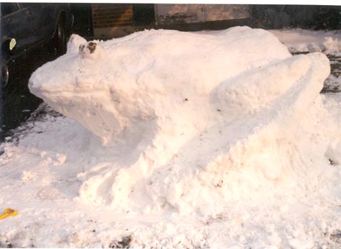 Snow Frog Sculpture