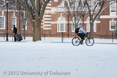 Campus-Snow-010615