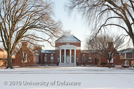 Campus_Snow_013110