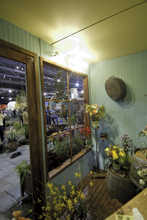 UD flower show display