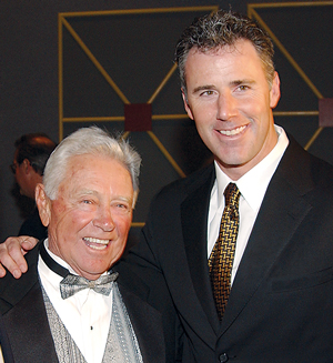 Photo of Tubby Raymond with Rich Gannon